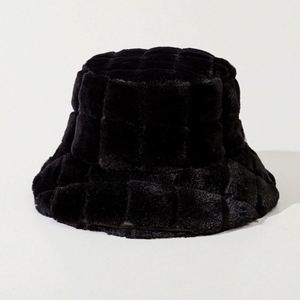 Wholesale in Stock Purple Fuzzy Bucket <b>Hat</b> Checkered Pattern Women Winter <b>Hats</b> Plush Fur Bucket <b>Hat</b> - Product Image 2