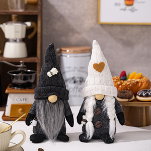 Décorations <span class=keywords><strong>de</strong></span> café nain Rudolph ornements <span class=keywords><strong>de</strong></span> café moulus à la main respectueux <span class=keywords><strong>de</strong></span> l'environnement <span class=keywords><strong>noir</strong></span> <span class=keywords><strong>blanc</strong></span> tricoté chapeau à la mode père noël noël - Product Image 2