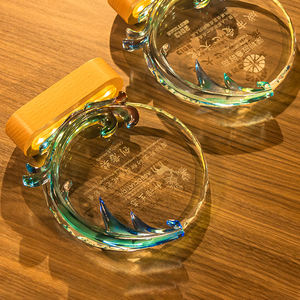 Trofeo creativo personalizado con base de <span class=keywords><strong>haya</strong></span> brillante, trofeo de cristal esmaltado, premio de cristal de gama alta con trofeo de luz - Product Image 6