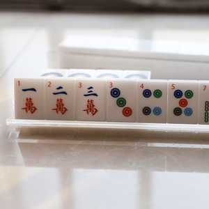 Tuiles de <span class=keywords><strong>Mahjong</strong></span> personnalisées en acrylique de style chinois, singapourien et malaisien, <span class=keywords><strong>Mahjong</strong></span> américain avec poussoir, en vente - Product Image 1