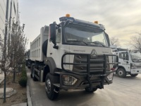 Nouveau camion lourd Sinotruk HOWO TX 440HP 8X4 Euro 2 Diesel GVW Camion à benne pour l'exploitation minière à vendre