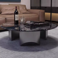 Table basse ronde moderne de luxe avec plateau en marbre, décor en métal, design moderne, meubles pour salon