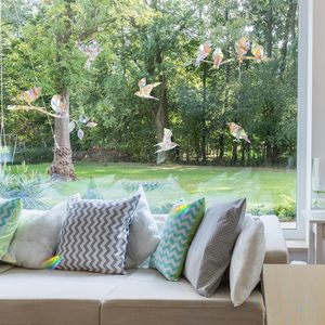 Fenêtre arc-en-ciel non adhésive personnalisée s'accroche <span class=keywords><strong>pour</strong></span> les décalcomanies de fenêtre en verre <span class=keywords><strong>pour</strong></span> éviter les collisions d'oiseaux autocollant <span class=keywords><strong>anti</strong></span>-<span class=keywords><strong>collision</strong></span> <span class=keywords><strong>pour</strong></span> oiseaux de fenêtre - Product Image 5