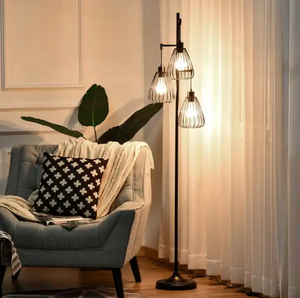 Lampada da terra Vintage a 3 luci industriale con elegante testa montata in rete con Base robusta per soggiorno con luce a palo Vintage alta - Product Image 4