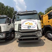 Camion à benne basculante Sinotruk 12 pneus 12 roues/10 roues Camion à benne de 50 tonnes Camion à benne basculante d'occasion 8X4 /6X4 au prix d'usine