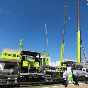 رافعة شاحنة يونيك بقدرة رفع 100 طن للبيع، طراز ZOOMLION ZTC1000V653 - Product Image 5