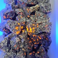 Roca Natural de Yooperlite en Bruto, Fluorescencia Naranja Brillante Bajo Luz UV, Espécimen Mineral para Reiki, Meditación y Decoración del Hogar