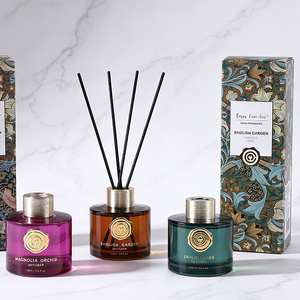 น้ำหอมปรับอากาศแบบก้านไม้หอม กลิ่นลาเวนเดอร์ จัสมิน และการ์ดีเนีย ขนาด 100 มล. พร้อมโลโก้สั่งทำพิเศษ - Product Image 3