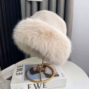 Chapeau Bob d'Hiver de Luxe en Fausse Fourrure Polaire pour Femme, Idéal pour les Voyages en Extérieur - Vente en Gros de Haute Qualité - Product Image 2