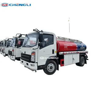 Camion-citerne Sinotruk Howo 4X2 5000L, distributeur de carburant mobile pour le ravitaillement de machines de construction et de véhicules - Product Image 2