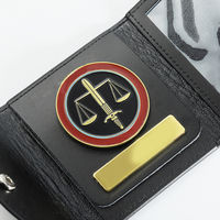 Langsung Pabrik Kustom Lencana Logam Campuran Seng 3D Perak Plating Die Cast Pin Pu Kulit Leher Dompet Pemegang Lencana untuk Mengumpulkan