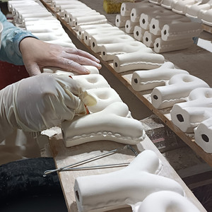 Adorabili Casette in Ceramica Stile Art Déco Minimalista, Figurine da Tavolo Mobili per Decorazione Casa, Regalo di Laurea e Compleanno - Product Image 5