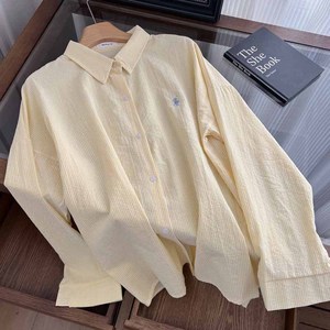 <span class=keywords><strong>Camicia</strong></span> da donna <span class=keywords><strong>con</strong></span> motivo a cavallo ricamato blu <span class=keywords><strong>con</strong></span> colletto rovesciato a maniche lunghe in versione coreana <span class=keywords><strong>con</strong></span> Design a righe larghe estive - Product Image 5