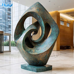 Esculturas de Animales Modernas de Bronce Fundido a Gran Escala para Exteriores, Hechas a Mano, de Forma Irregular, en Venta - Product Image 2