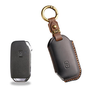 Funda de Cuero para Llaves de Kia Sportage, Sorento, Seltos, K3/K5, Funda de Piel Auténtica con Gancho Metálico, Diseño con Costuras Naranjas - Product Image 5