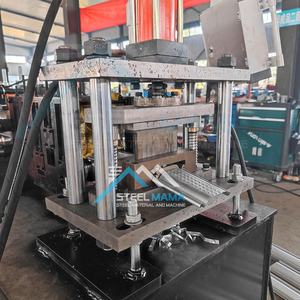 เครื่องขึ้นรูปม้วนทำจากเหล็กแบบยูโรโปรไฟล์แบบใช้ชัตเตอร์ประตูอัตโนมัติเต็มรูปแบบ - Product Image 2