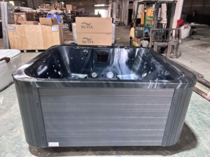 <span class=keywords><strong>Jacuzzi</strong></span> Cuadrado para Jardín de 1.8m (6 pies) a <span class=keywords><strong>Precio</strong></span> Económico, con 22 Jets, Música Bluetooth, Escaleras, Cubierta y Calentador - Product Image 4