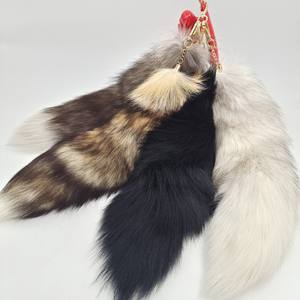 Queue de renard véritable en gros, <span class=keywords><strong>35</strong></span>-45 cm, queue de renard moelleuse, fourrure animale, pour accessoires de décoration, queue de renard moelleuse, porte-clés - Product Image 1