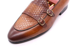 Mocasines de Cuero Hechos a Mano para Hombre con Punta Redonda y Borlas, Zapatos Mocasines con Tachuelas para Hombre - Product Image 6