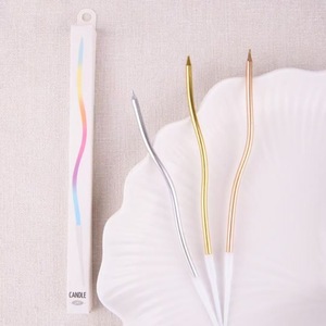 Curved Birthday Cake Decorating <b>Candle</b> Gold Plated Spiral Curve Single <b>Wick</b> Paraffin Material For Birthdays - Product Image 2