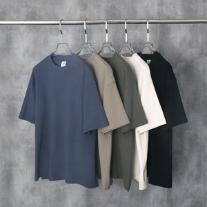 เสื้อยืดโอเวอร์ไซส์ผ้าคอตตอนผสมโพลีเอสเตอร์เนื้อวาฟเฟิลหนา 330 กรัม แบบกำหนดเอง ขายส่งเสื้อยืดผู้ชายจำนวนมาก - Product Image 2