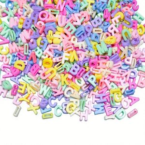 Vente en gros de perles en plastique macaron de 10*12 mm, lettres colorées pour la fabrication de bijoux en cuir PU, porte-clés DIY - Product Image 4