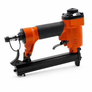 Precio de fábrica 8016 Grapadora neumática de aluminio de 6-13 mm, personalizable OEM, <span class=keywords><strong>para</strong></span> bricolaje, sofás, madera, techos y estructuras, 7.0 Bar 100 - Product Image 5