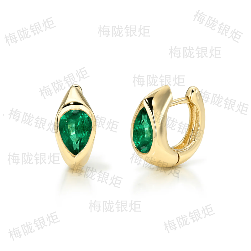Émeraude en or 18 carats