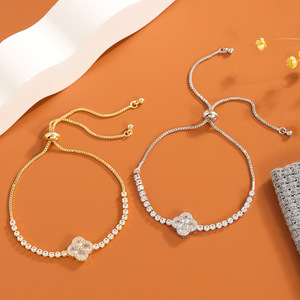 Pulsera de Zirconia con Forma de Mariposa, Dorada y Blanca, Ajustable, Joyería para Mujer, Regalo - Product Image 2