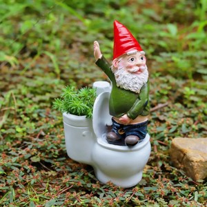 Figurine de jardin en résine, gnome assis sur les toilettes avec téléphone, décoration intérieure et extérieure - Product Image 3