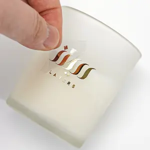 Özel kendinden yapışkanlı metalik harfler etiketleri ince elektro altın nikel 3d Logo Transfer kabartmalı çıkartmaları Metal çıkartmalar