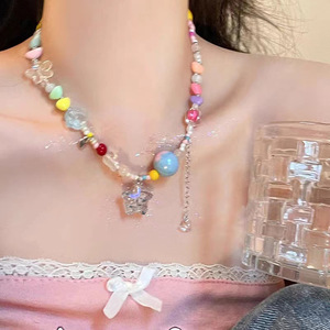 Collana Colorata con Design Cartoon Squisito e Adorabile, un Dolce Accessorio Femminile Perfetto per Valorizzare la Clavicola. - Product Image 4