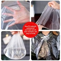 Cape de barbier jetable transparente et imperméable en plastique PE, bavette de coiffure pour salons de coiffure