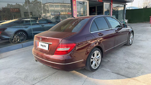 <span class=keywords><strong>Mercedes</strong></span>-Benz <span class=keywords><strong>C200</strong></span> CGI Fashion Type 1.8T Turbo berline de luxe d'occasion, année 2011, faible kilométrage, excellent état - Product Image 3