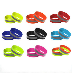 Ceinture Réfléchissante Élastique Rose Haute Visibilité Réglable pour la Course à Pied et le Cyclisme, Gilet de Sécurité avec Boucle et Brassards Réfléchissants pour Femme - Product Image 5