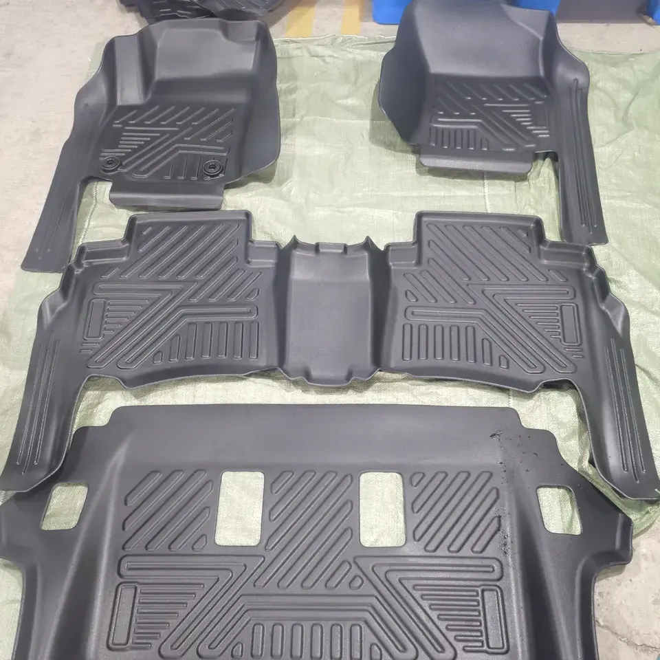 Ensemble complet de haute qualité personnalisé Auto 5D 4D 3D TPO accessoires en plastique tapis de pied pour TOYOTA,FORD,ISUZU