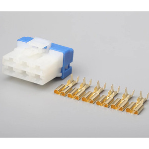 Connecteur automobile à 6 broches avec bornes plaquées or pour véhicules Volkswagen, BMW, Audi, Toyota, Nissan - Product Image 1