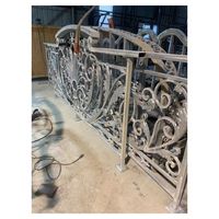 Prima Villa de luxe garde-corps en fer forgé balustres en fonte rampes de pont mains courantes décoratives pour la maison pour escaliers et balcon