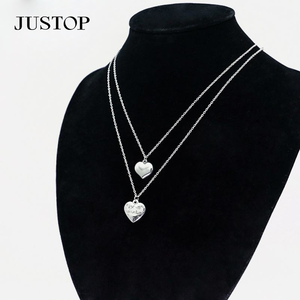 สร้อยคอจี้ห้อยประดับคริสตัลและตัวอักษรสลักชุบทอง 24K สแตนเลสสตีลทันสมัย ขายส่ง เป็นของที่ระลึกที่เป็นมิตรกับสิ่งแวดล้อม - Product Image 1