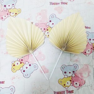 Éventail en or <span class=keywords><strong>comestible</strong></span> de style pêche avec des feuilles artificielles violettes pour les gâteaux d'occasion spéciale et la décoration de table de confiserie - Product Image 3