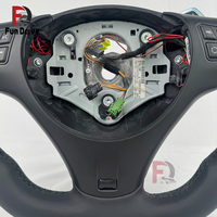 Volant en cuir personnalisé Série E E36 E91 E46 M3 X5 E53 E63 X1 E84 E61 E34 E60 M5 E43 E83 avec palettes de changement de vitesse pour BMW