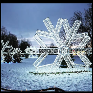 Guirlandes lumineuses de Noël extérieures, étanches IP65, motif flocon de neige LED, pour l'éclairage des fêtes - Product Image 2