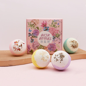Bombas de Baño de Lavanda Orgánicas Naturales Hechas a Mano, Reducen la Ansiedad, Cuidado de la Piel, Relajantes, Impresas en Serigrafía, Caja de Regalo de 4 Piezas - Product Image 3