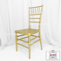Chaise de salle à manger en bambou doré moderne pour usage extérieur, location pour banquets, réceptions, cours, parcs, villas, mobilier de mariage en plastique