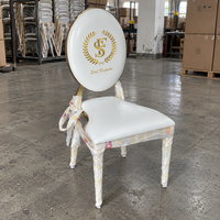 Chaise de banquet portable ovale blanche en acier inoxydable pour hôtel, mariage, événement, salon, appartement - Vente en gros