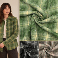 Tissu à carreaux en flanelle brossée, teint en fil, avec strass thermocollants, doux pour la peau, chaud et confortable, idéal pour le streetwear