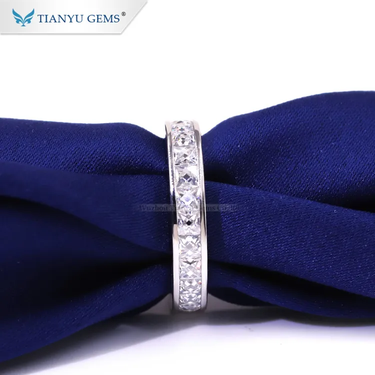 Tianyu High End Tùy Chỉnh 2.5*2.5 Mét Không Màu Pháp Cắt Moissanite Kim Cương Kênh Set Full Eternity Nhạc Nhẫn