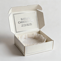 Boîte d'emballage pour biscuits et gâteaux en carton ondulé blanc, impression UV argentée personnalisée, haute qualité, durable, impression avion