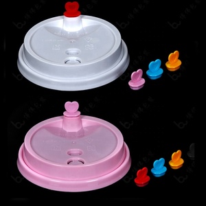 Tapas de plástico desechables para taza de plástico, de grado alimenticio, de inyección de calibre de 90mm, impermeables <span class=keywords><strong>con</strong></span> tapón en forma de corazón rojo - Product Image 4