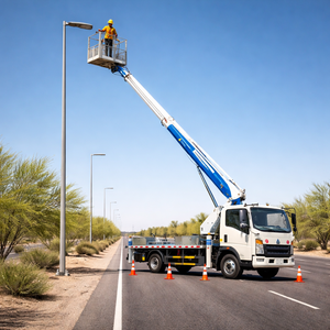 <span class=keywords><strong>Camion</strong></span> con Piattaforma Aerea SINOTRUK HOWO 22m 4x2, Sollevatore Telescopico da 22 Metri con Rotazione a 360° °   Rotazione e Cesto da 200 kg - Product Image 5